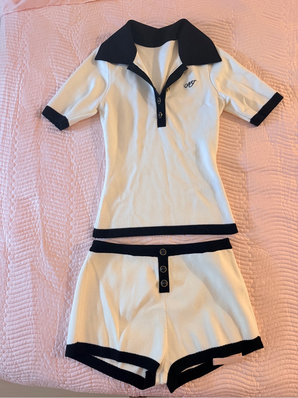 Nana Jacqueline set